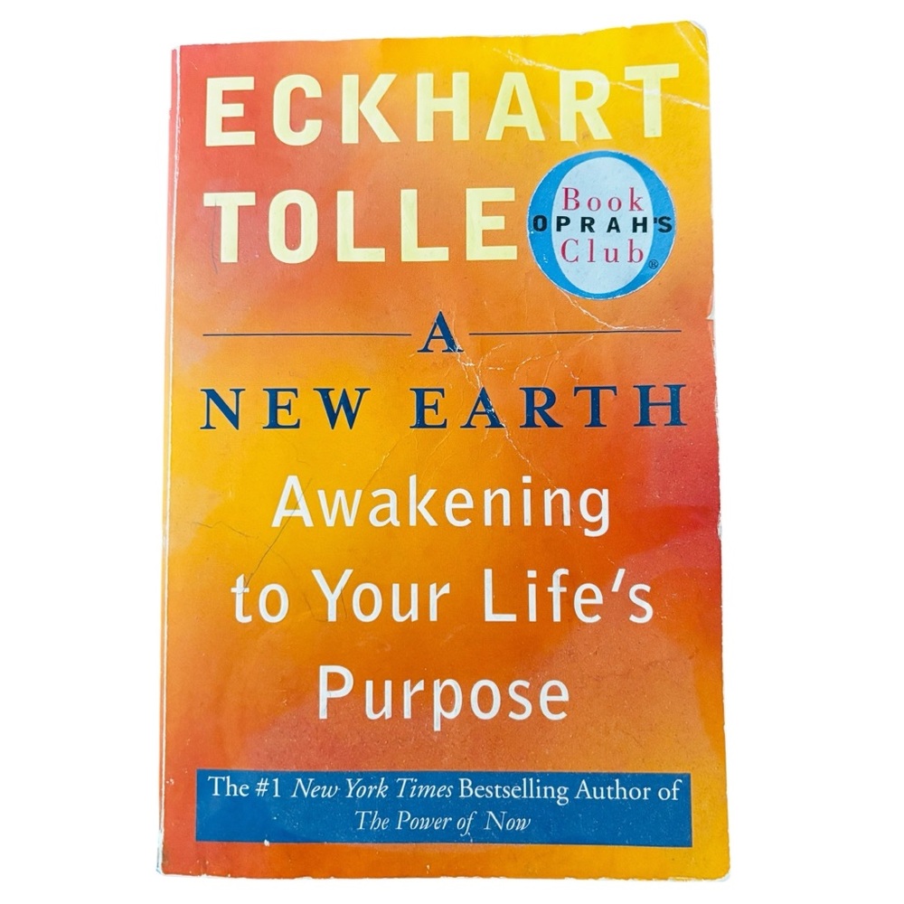 Eckhart Tolle - A New Earth (Orange Gradient Paperback)